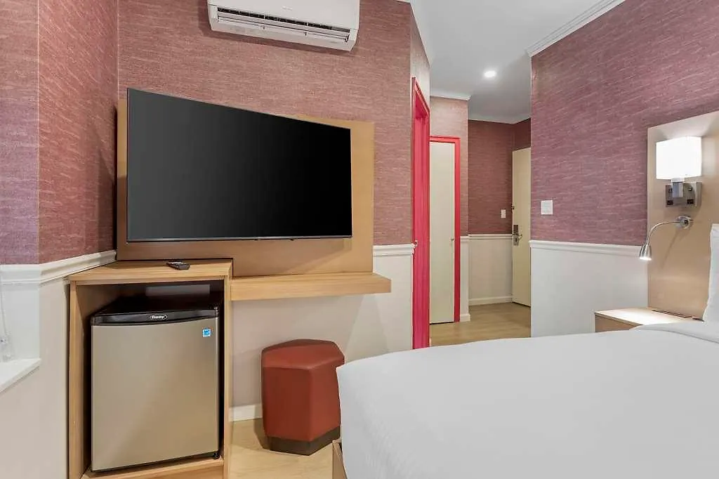 Mayfair Hotel, Ascend Hotel Collection New York 0*,  United States